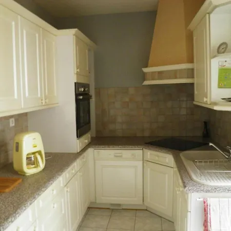 De Caractere Avec Etang Prive, Jardin Clos Et Cheminee, Parfait Pour Les Familles - Fr-1-426-121