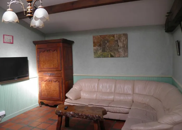 De Caractere Avec Etang Prive, Jardin Clos Et Cheminee, Parfait Pour Les Familles - Fr-1-426-121 *