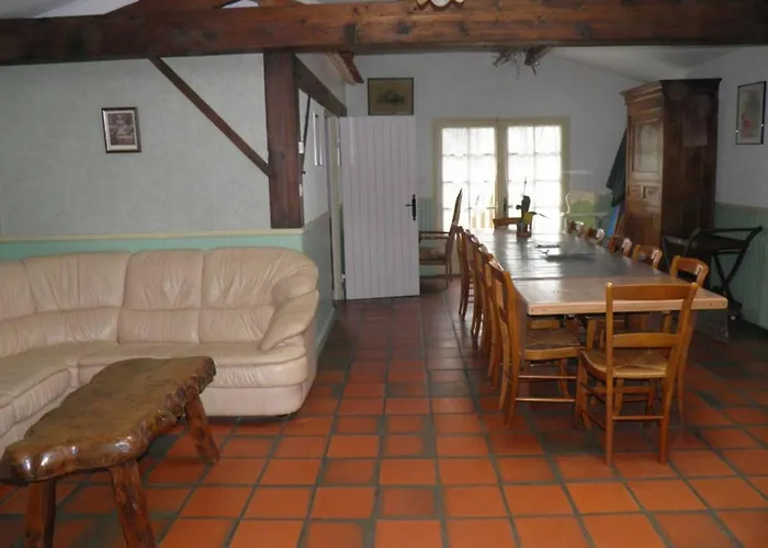 Semesterbostad De Caractere Avec Etang Prive, Jardin Clos Et Cheminee, Parfait Pour Les Familles - Fr-1-426-121 *