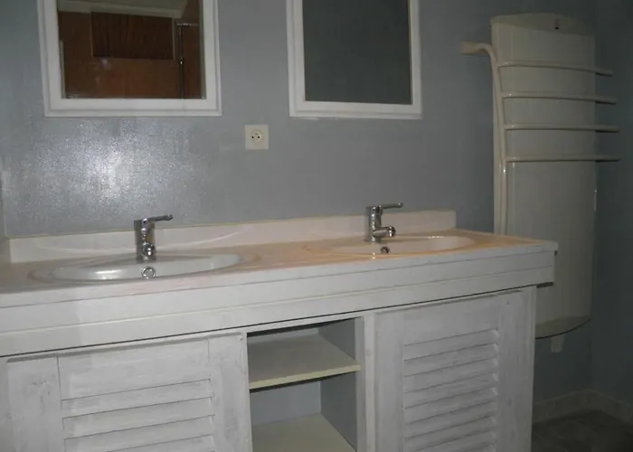 De Caractere Avec Etang Prive, Jardin Clos Et Cheminee, Parfait Pour Les Familles - Fr-1-426-121 Payré-sur-Vendée