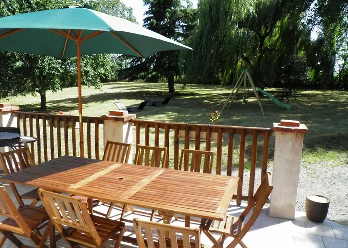 De Caractere Avec Etang Prive, Jardin Clos Et Cheminee, Parfait Pour Les Familles - Fr-1-426-121 Nyaraló